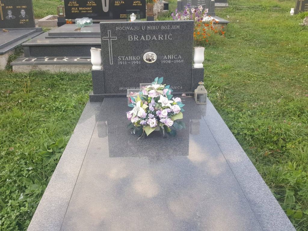Fotografija groba