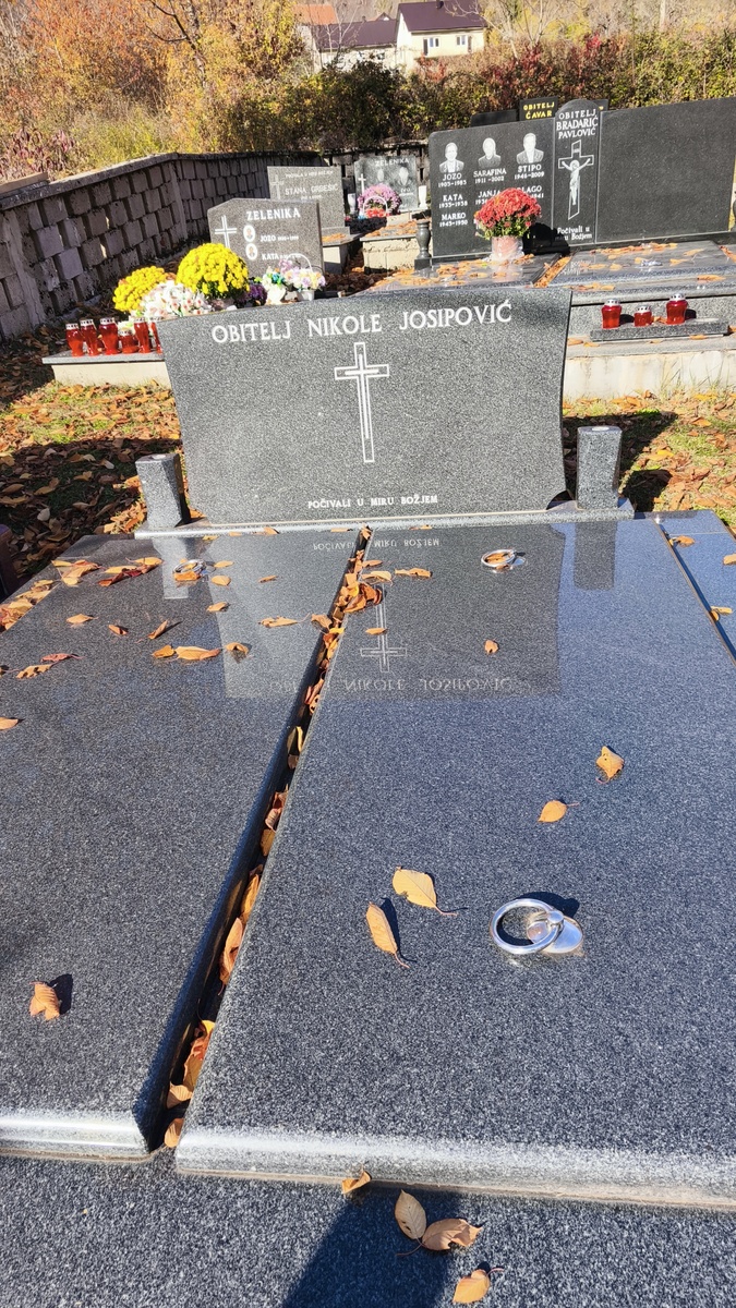 Fotografija groba