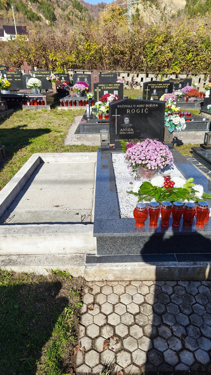 Fotografija groba