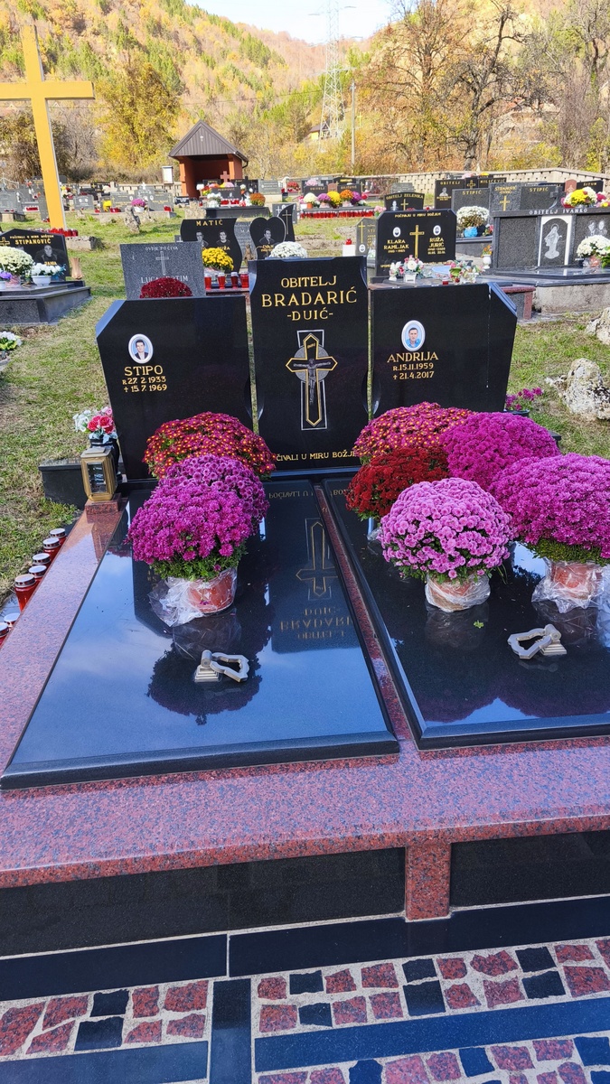 Fotografija groba