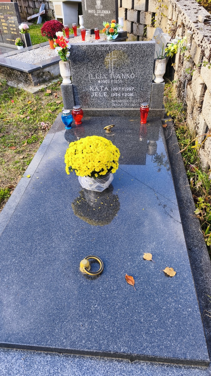 Fotografija groba
