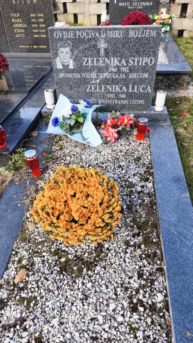 Fotografija groba