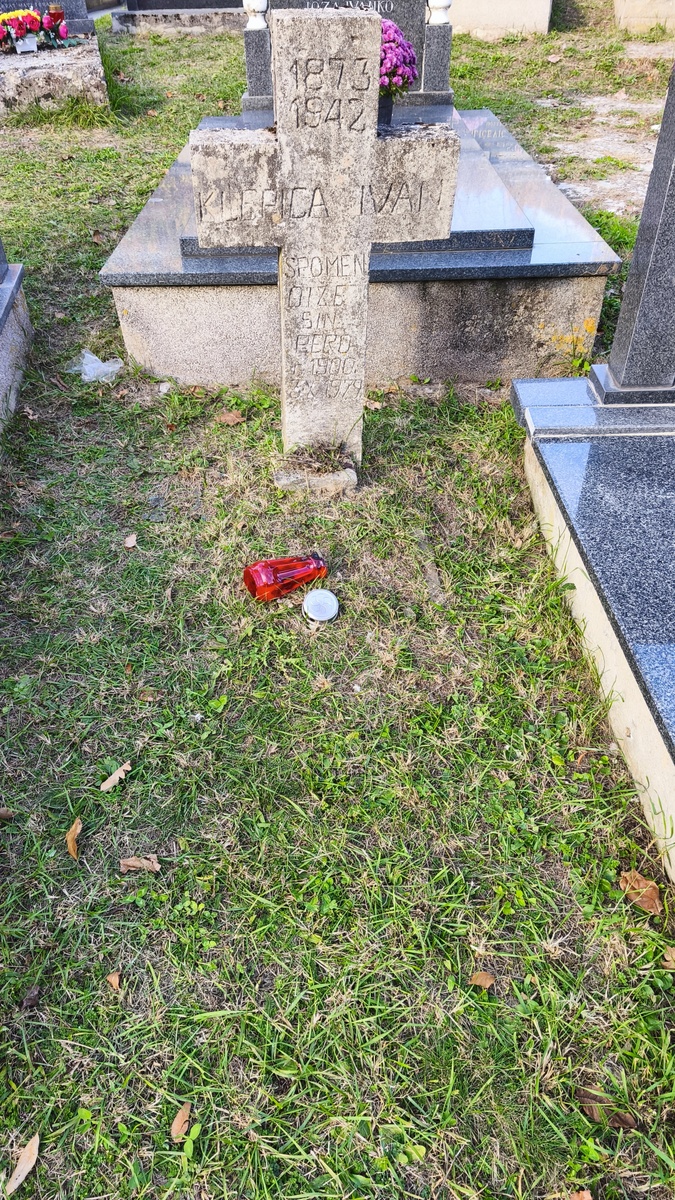 Fotografija groba