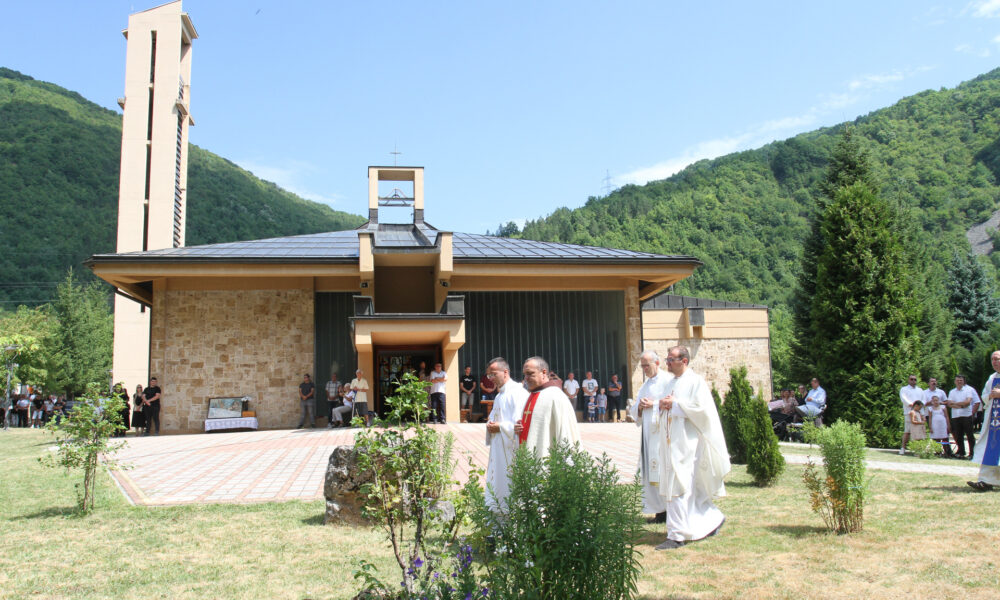 Crkva Doljani